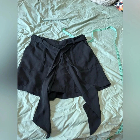 A New Day Women's Size Small Black High-Rise Utility Paperbag Shorts - Picture 3 of 12